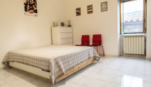 Maison, 2 chambres, terrasse, côté montagne