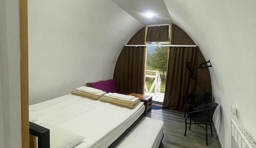 Chambre Double Familiale, véranda, vue montagne