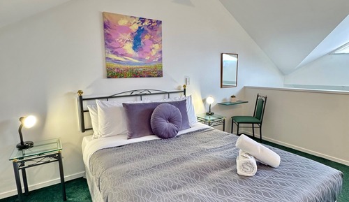 Loft Deluxe