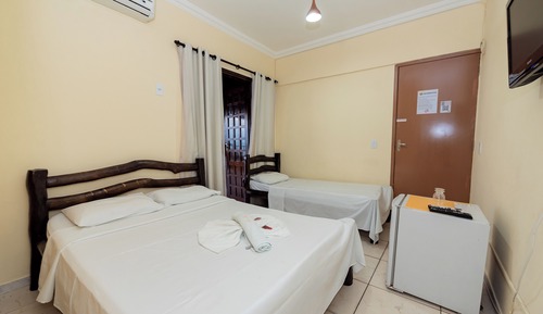 Chambre Triple, balcon, vue plage