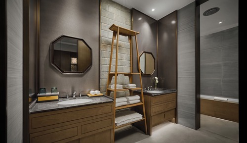 Chambre Standard, 1 très grand lit (Courtyard Access)