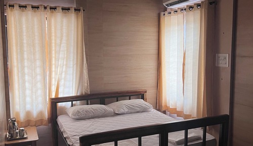 Cabane Tradition, vue jardin