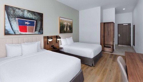 Chambre Standard, 2 grands lits