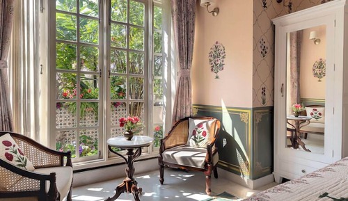Chambre Double, vue ville