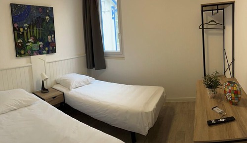 Chambre avec lits jumeaux