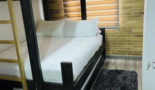 Appartement Confort, balcon, vue ville