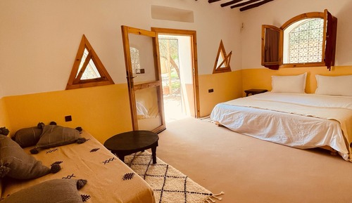 Chambre Double Classique, 1 très grand lit, non-fumeurs