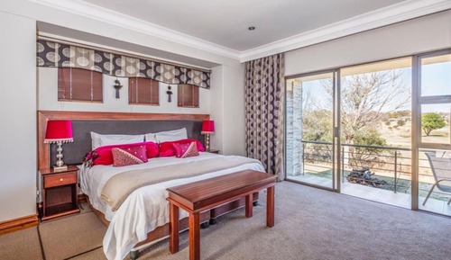 Chambre Luxe Double ou avec lits jumeaux, vue golf