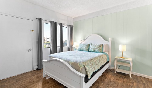 Signature Condo, 2 Bedrooms