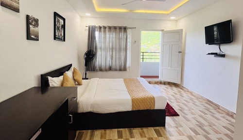 Chambre Deluxe Double ou avec lits jumeaux, vue montagne