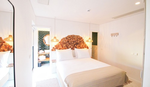 Chambre Double Standard, vue piscine
