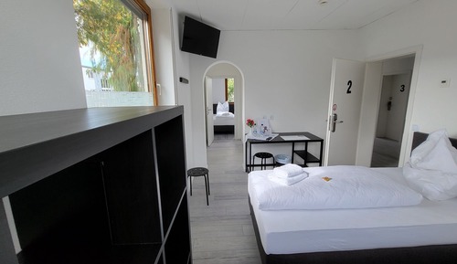 Chambre Double, salle de bains privée