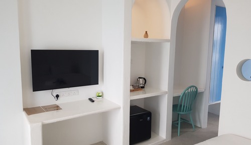 Chambre Triple Deluxe, accès piscine