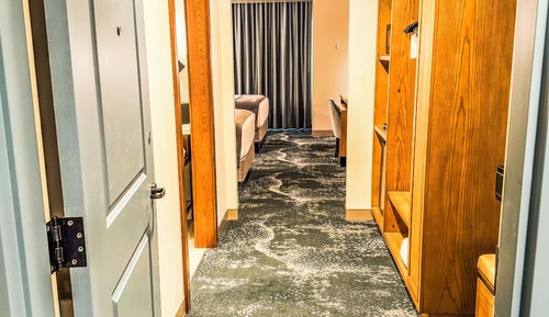 Deluxe Room, Garden View, 2 Queen Beds, Accessible