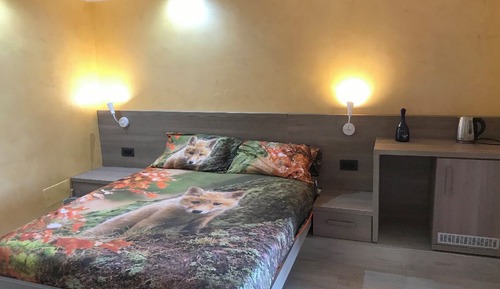 Chambre Confort Double ou avec lits jumeaux, vue colline