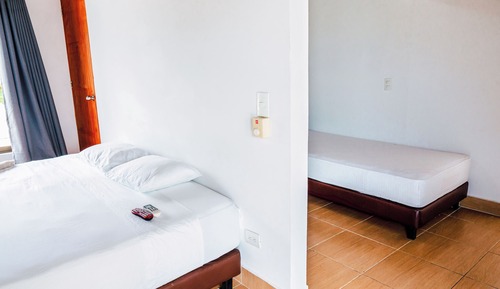 Chambre Double Confort, balcon, vue montagne