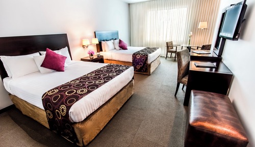 Chambre Double Classique, 2 grands lits, vue ville