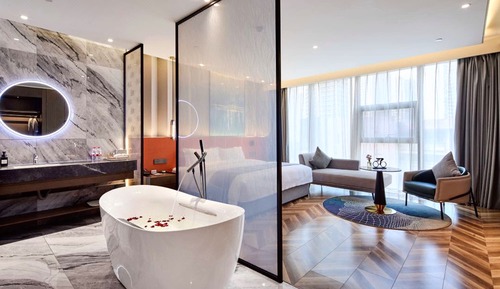 Superior Double Room, City View