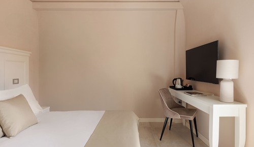 Chambre Double Standard, vue cour intérieure