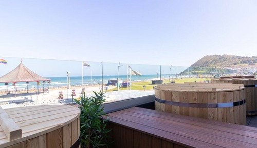 Deluxe Double Room - Seaview and Private Hot Tub