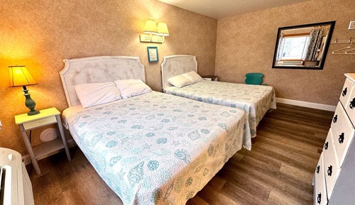 Chambre, 2 grands lits