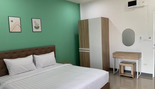 Chambre Standard, 1 très grand lit, salle de bains privée