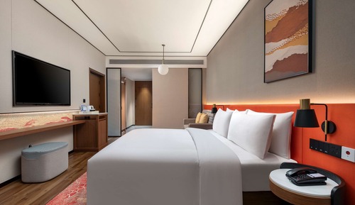 Chambre, 1 très grand lit, accessible aux personnes à mobilité réduite