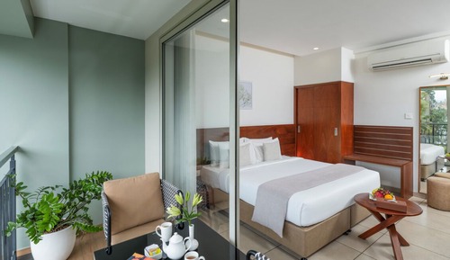 Chambre Double Supérieure, vue ville