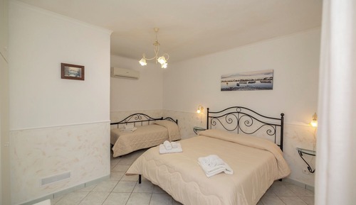 Chambre Triple Standard, vue jardin