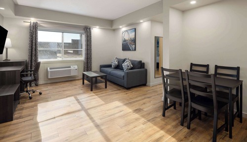 Suite Junior, 2 chambres, non-fumeurs (Loft, 1 King, 2 Queen)