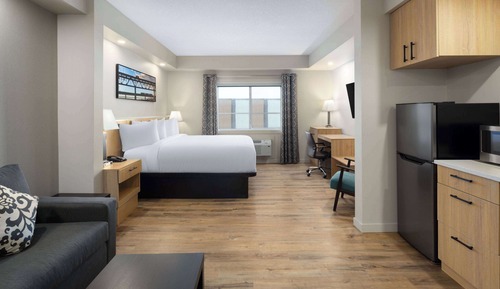 Chambre Deluxe, 1 très grand lit et 1 canapé-lit, non-fumeurs