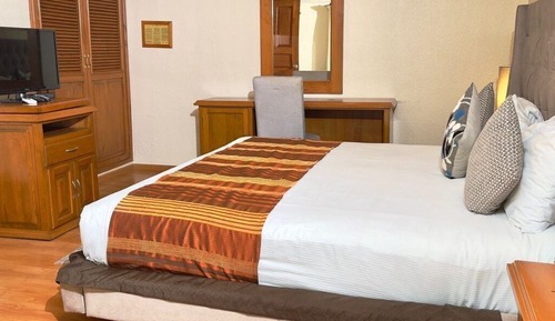 Chambre Confort, 1 très grand lit