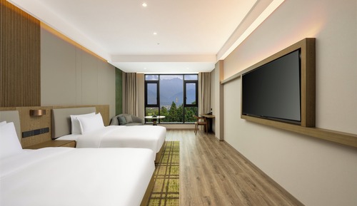 Chambre Premium, 2 lits doubles (Mountain Ksitigarbha Bodhisatta View)