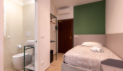 Chambre Simple Confort, salle de bains privée