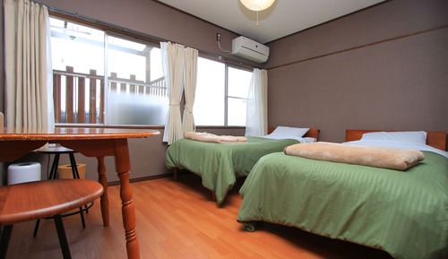 Chambre avec lits jumeaux