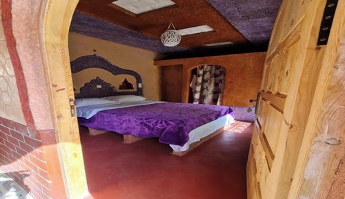 Habitación estándar con 1 cama doble o 2 individuales