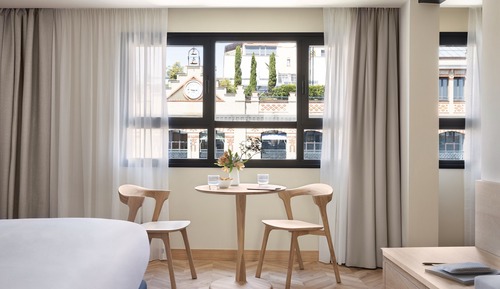 Studio Supérieur, 1 très grand lit