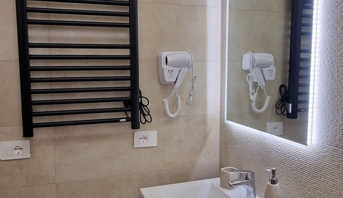 Chambre Confort Double ou avec lits jumeaux, vue jardin
