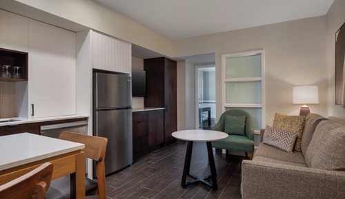 Suite, 1 chambre, cuisine