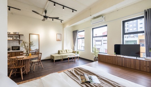 Studio Deluxe, vue ville