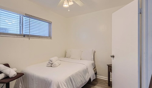 Appartement Classique, piscine privée, côté cour intérieure