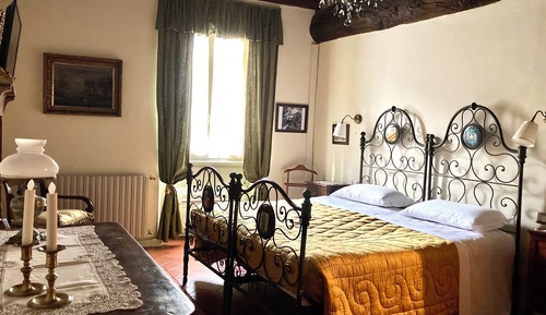 Chambre Familiale, 2 chambres, vue colline