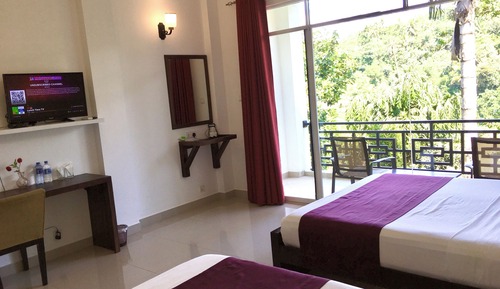 Chambre Triple Deluxe, balcon, vue fleuve