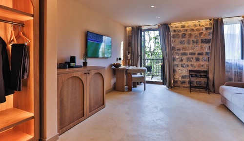 Suite Junior, vue piscine