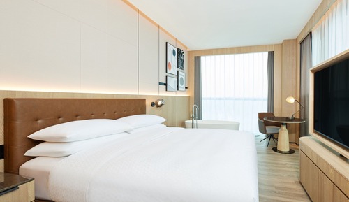 Chambre, 1 très grand lit