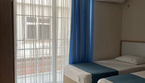 Chambre Standard avec lits jumeaux, balcon