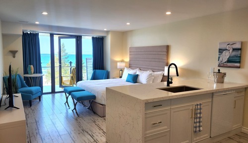 Suite Studio, 1 très grand lit, vue plage