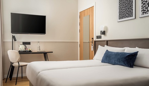 Chambre Double, 2 lits une place