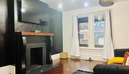 Maison Luxe, 2 chambres, salle de bains privée, rez-de-chaussée