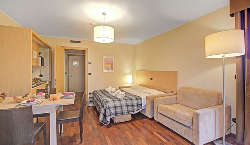 Studio Standard (Baita 6 - Balcony Studio 206)